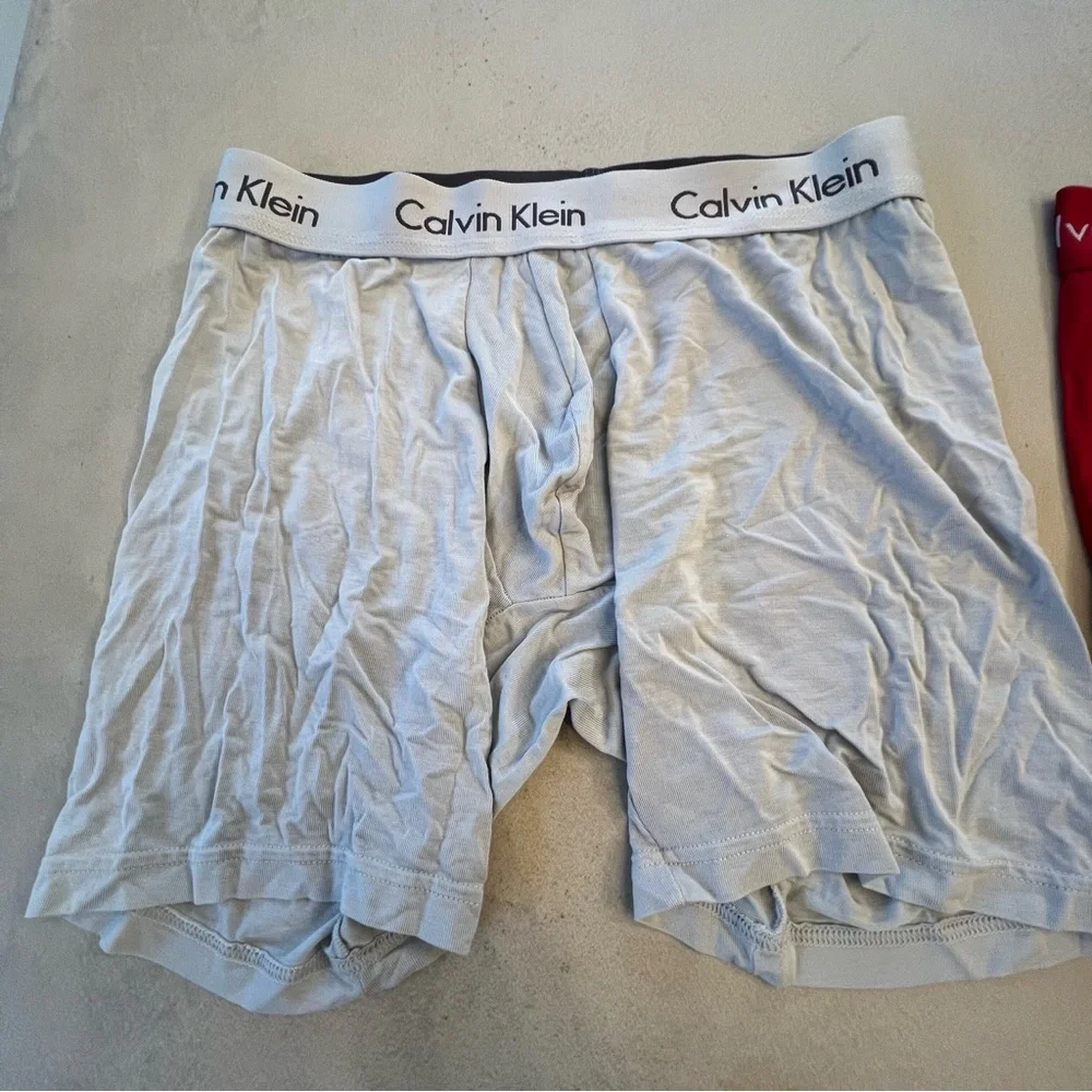 Calvin Klein Boxer Briefs Trio - Red, Gray - Small